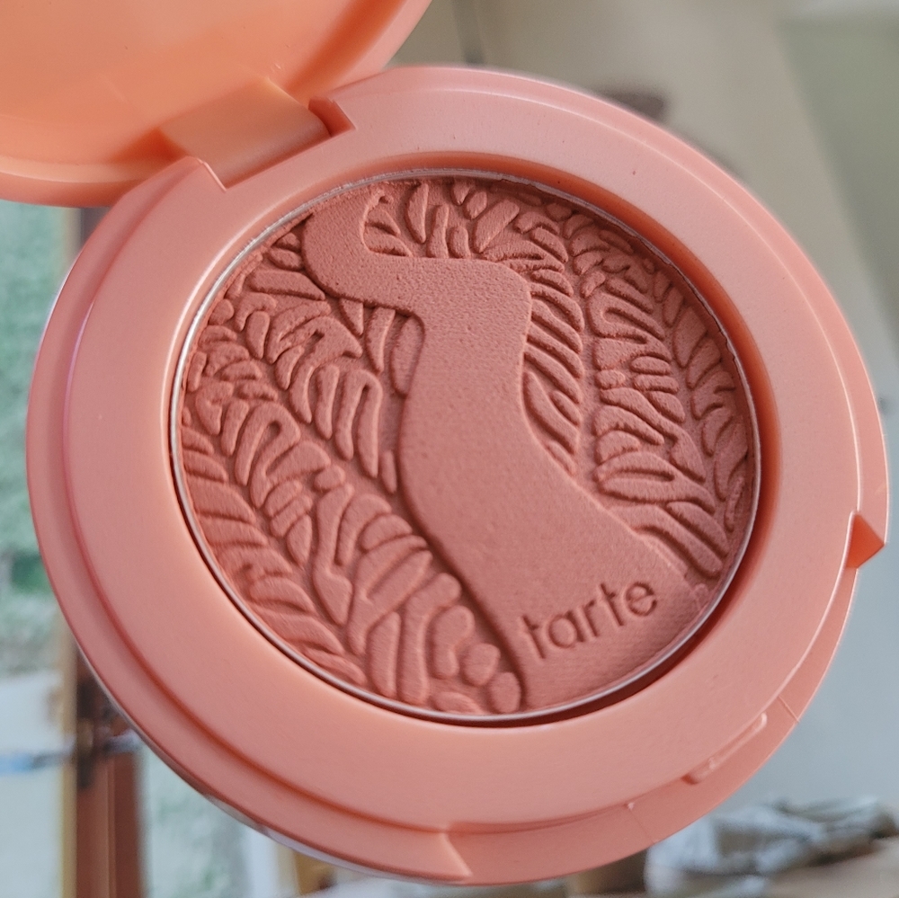 ⭐️HP⭐️TARTE -Amazonian Clay 12 Hour Longwear Powder Blush